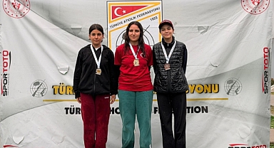 Ceyda Özler, Mersin’de Düzenlenen Trap Bahar Kupası’nda Üçüncü Oldu