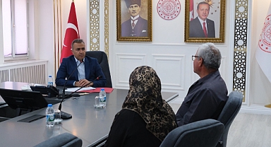 Vali Çiçek, Halk Günü Toplantısında Vatandaşlarla Bir Araya Geldi