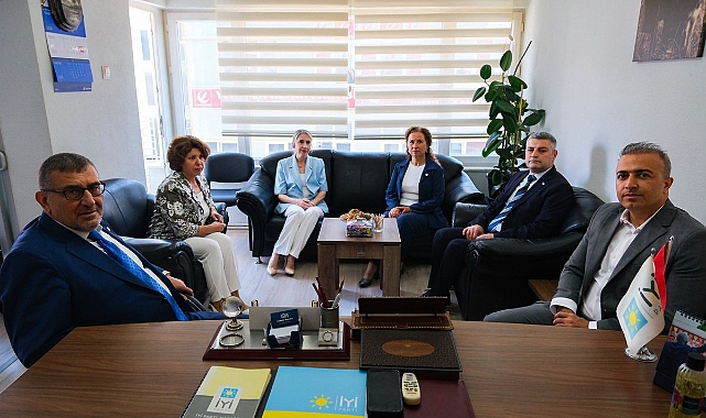 Karaman Valisi Çiçek'ten Siyasi Partilere İade-i Ziyaret