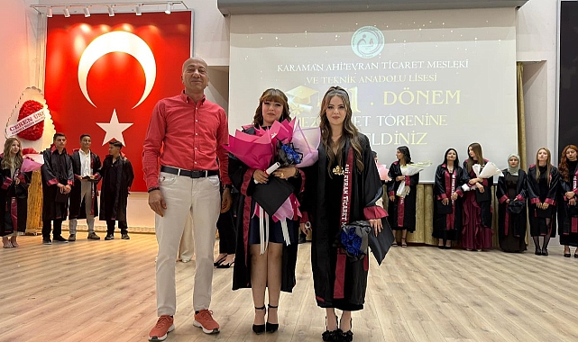 Mezuniyet Törenine Damga Vuran Konuşma: